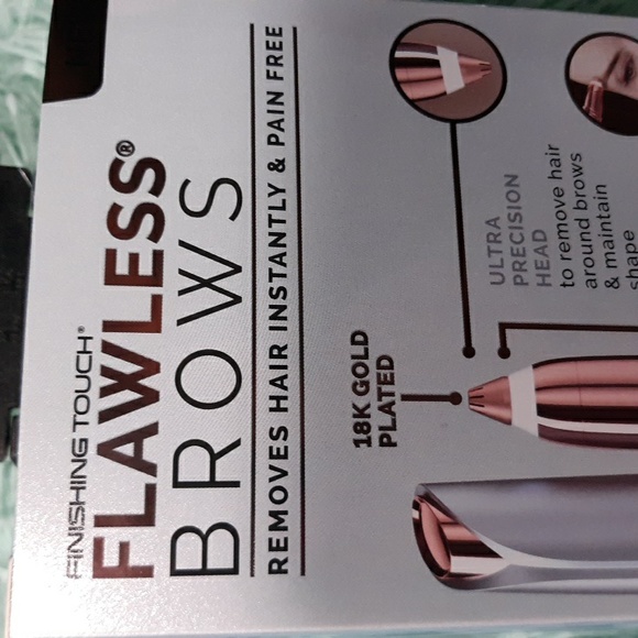 ((NEW)) Finishing Touch- Flawless Brows - Picture 11 of 15